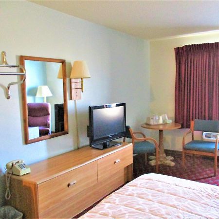 Sunset Inn Williamsburg 외부 사진