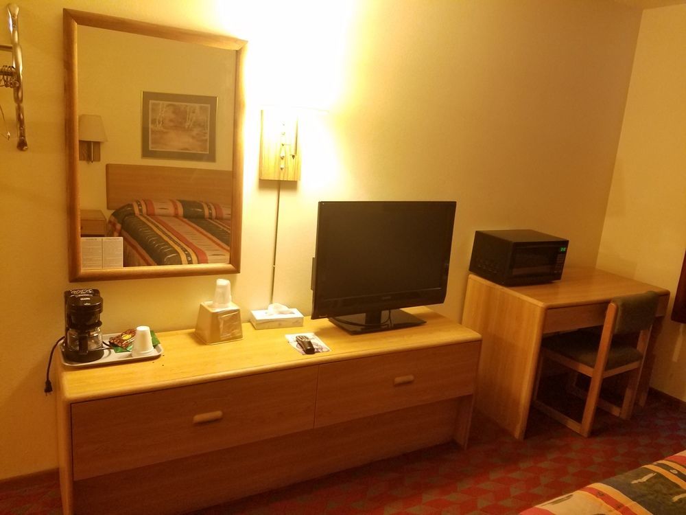 Sunset Inn Williamsburg 외부 사진
